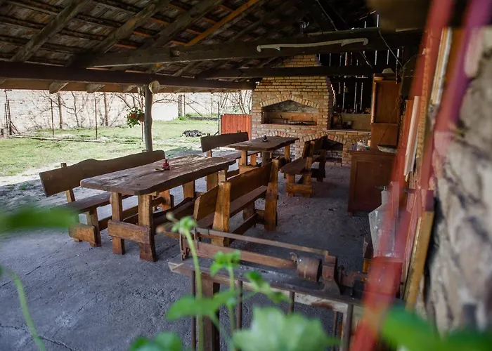 アパート Dumalux Garden *