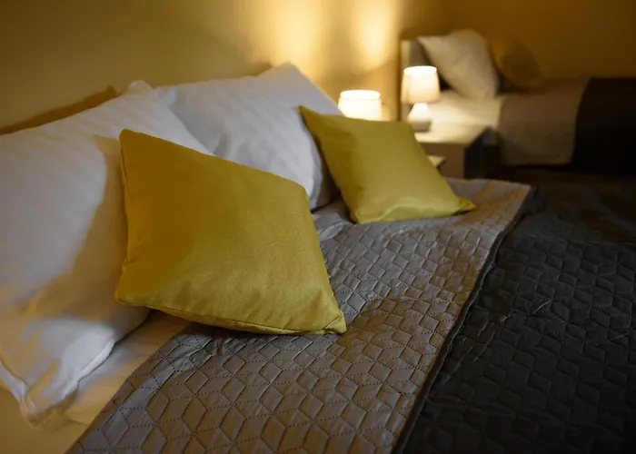 Dumalux Garden * スボティツァ